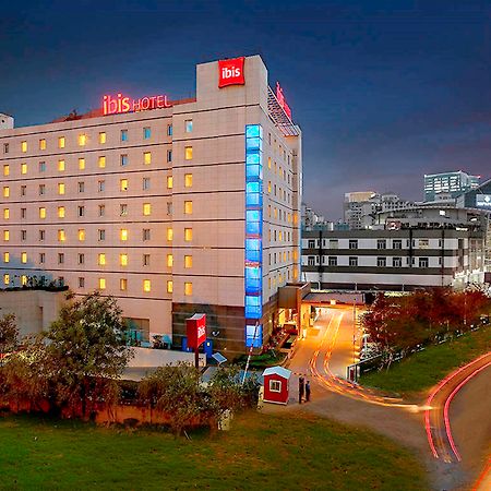 Hotel Ibis Gurgaon Golf Course Road - An Accor Brand Exteriér fotografie