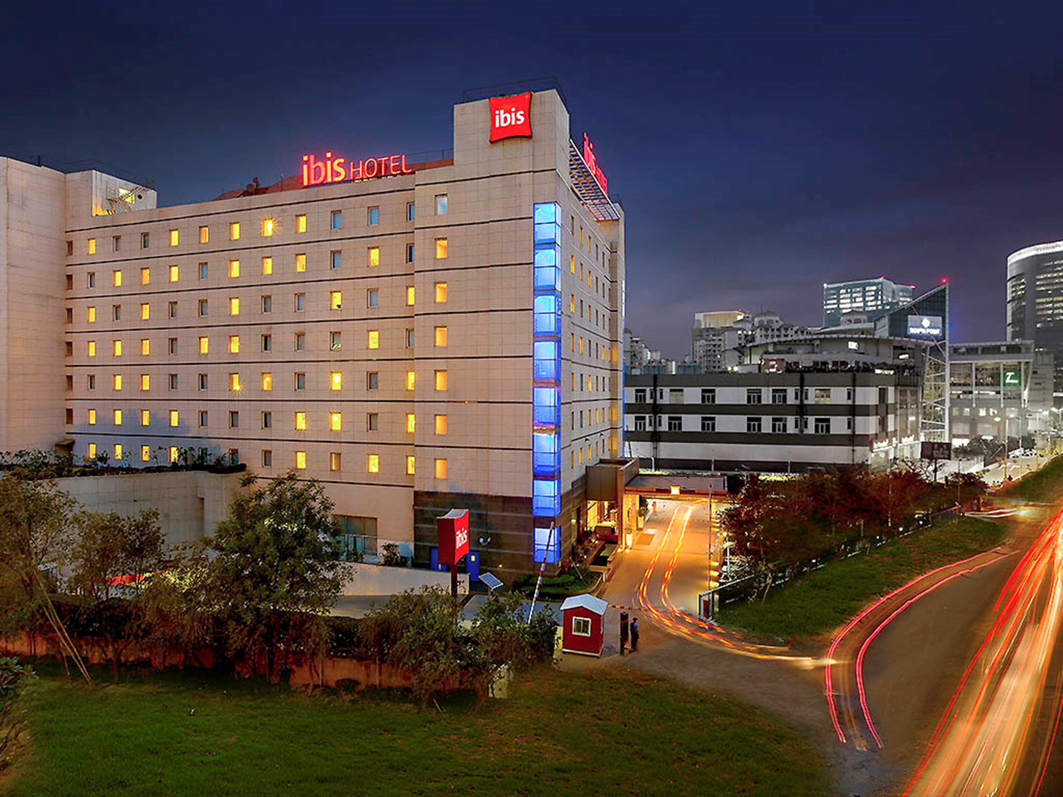 Hotel Ibis Gurgaon Golf Course Road - An Accor Brand Exteriér fotografie